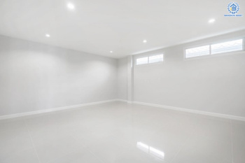 *****บ้านเดี่ยวมือสองย่านนนทบุรี ม.บุษราคัม กรีนวิลล์ ปิ่นเกล้า-วงแหวน #หลังมุม เนื้อที่กว้างขวางถึง 71 ตร.ว. ฟังก์ชัน 3 ห้องนอน 2 ห้องน้ำ 2 ที่จอดรถ บ้านตกแต่งใหม่ พร้อมเข้าอยู่ น่าอยู่อาศัย บนทำเลเดินทางสะดวก ใกล้เซ็นทรัลเวสต์เกต, ทางด่วน "กาญจนาภิเษก" และรถไฟฟ้าสายสีม่วง "สถานีตลาดบางใหญ่"